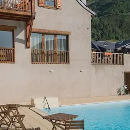 2 Pieces, 4 Pers, Piscine, - Fr-1-504-278 *